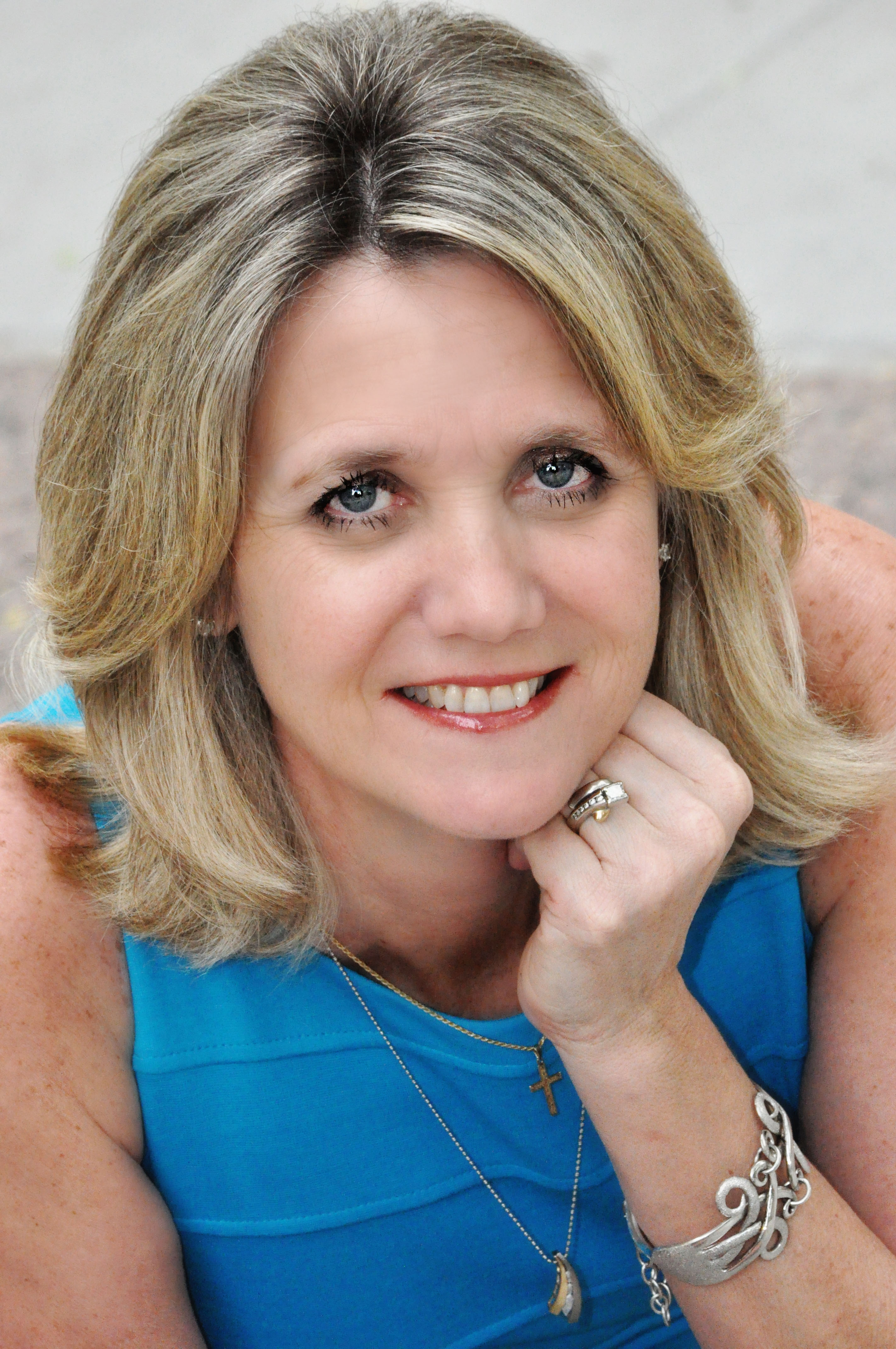 Melinda a hansen find a notary